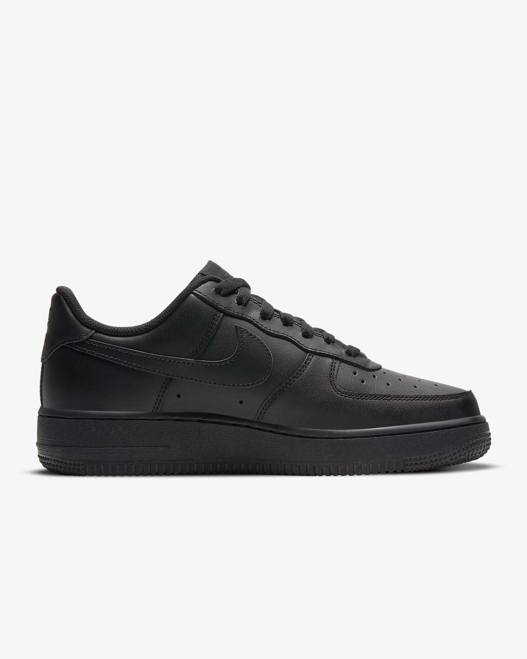 Nike Air Force 1 ’07 – Triple Black